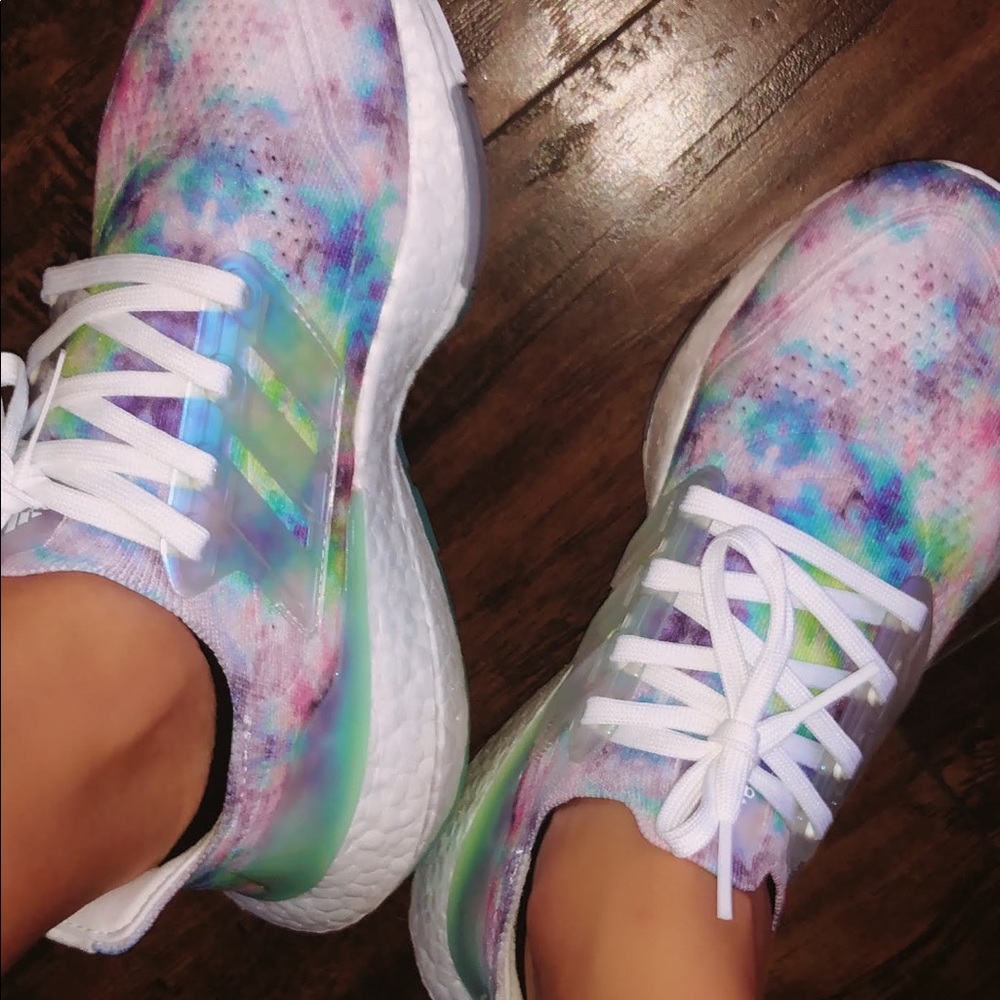 Pastel tie dye Adidas Ultraboost 21